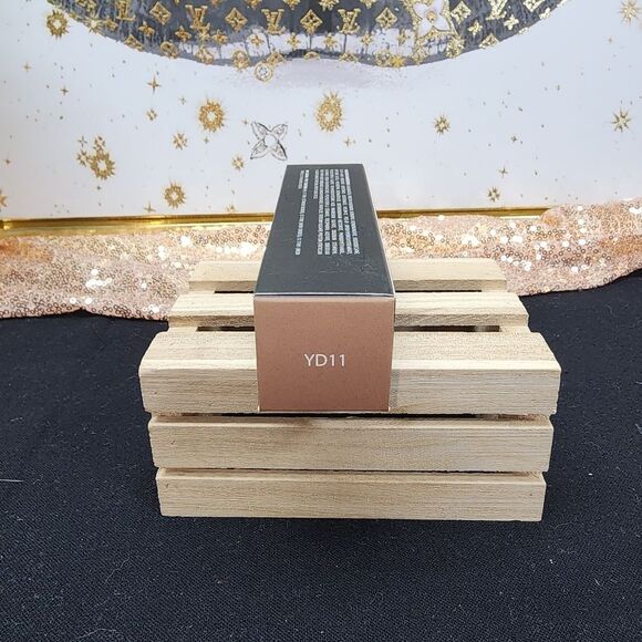 New Doucce Cache Creme Satin Foundation YD11 (Yellow Undertone Dark) - Picture 9 of 9